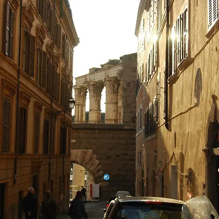 Agata Monti Colosseo